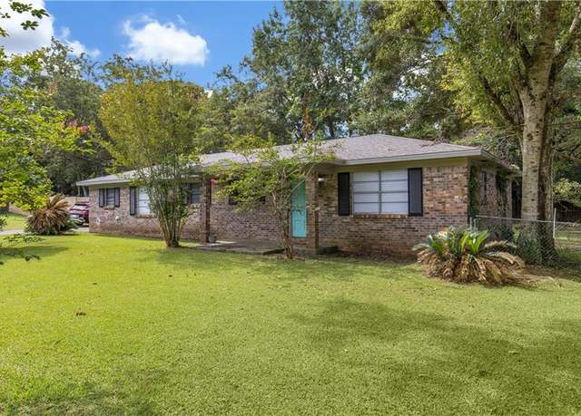 Property at 6445 Fairoak Dr S, Mobile, AL 36619, 3 beds, 1 bath
