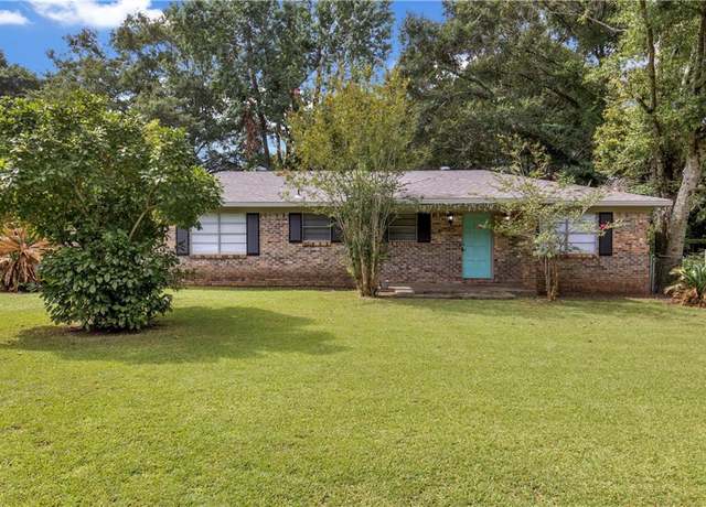 Property at 6445 Fairoak Dr S, Mobile, AL 36619, 3 beds, 1 bath