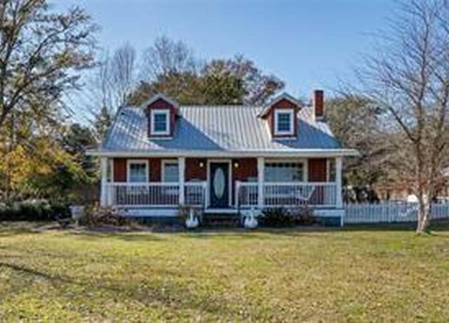 Property at 3414 Bay Front Rd, Mobile, AL 36605, 4 beds, 1.5 baths