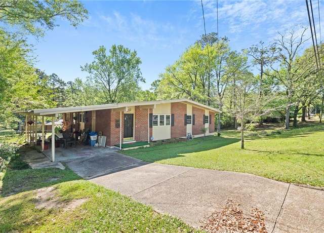 Property at 1758 La Pine Dr, Mobile, AL 36618, 3 beds, 2 baths
