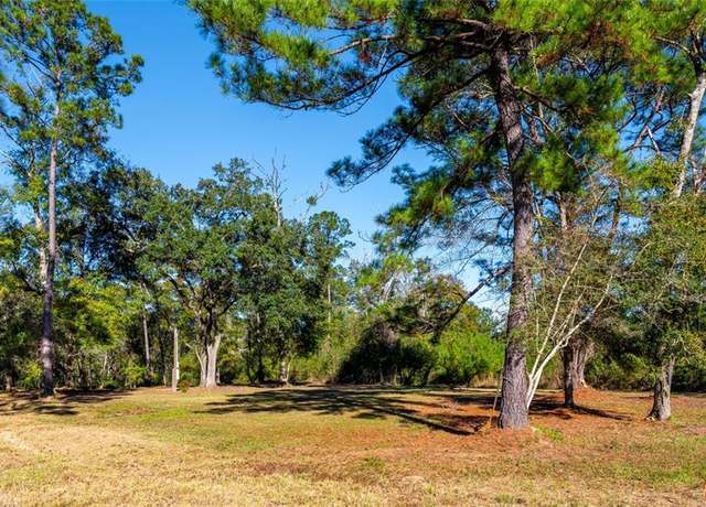 Property at 4586 Cypress Park Dr, Mobile, AL 36619
