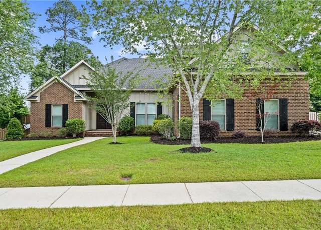 Property at 8580 Gatewood Dr N, Mobile, AL 36619, 4 beds, 2.5 baths