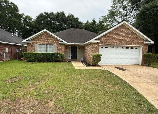 Property at 1839 Kendall Ct E, Mobile, AL 36695, 3 beds, 2 baths