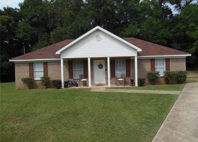 Property at 2021 Sandalwood Dr, Mobile, AL 36618, 3 beds, 2 baths