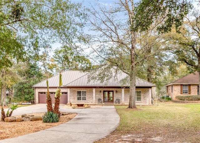 Property at 11283 Ann Rd, Theodore, AL 36582, 3 beds, 2.5 baths