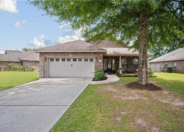 Property at 2240 Clairmont Dr W, Semmes, AL 36575, 3 beds, 2 baths