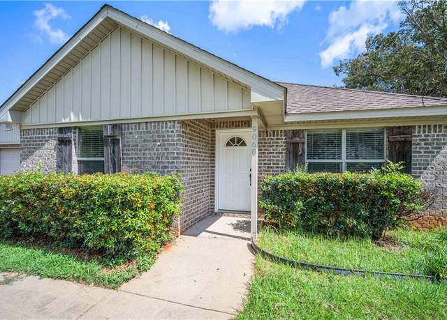 Property at 9060 Park Ave, Semmes, AL 36575, 3 beds, 2 baths