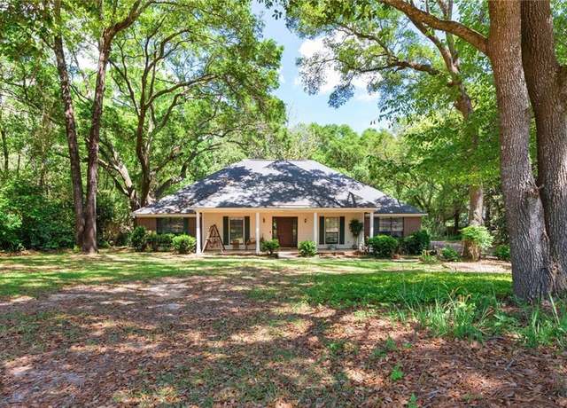 Property at 2711 Hamilton Creek Cir, Mobile, AL 36695, 4 beds, 3 baths
