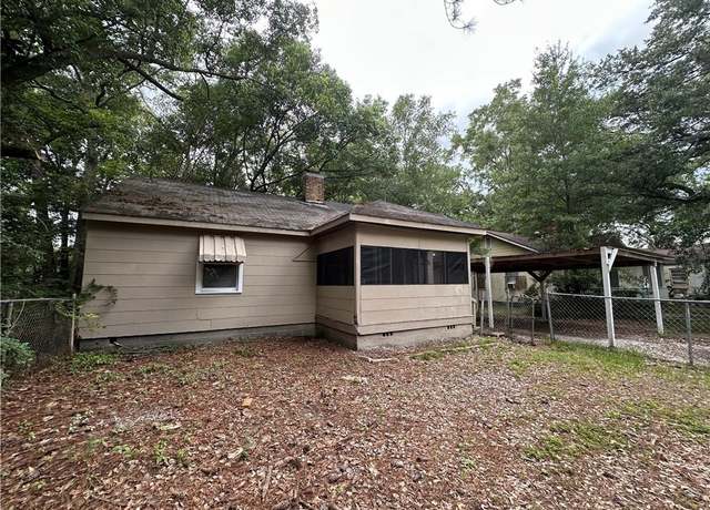 Property at 1310 Brooke Ave, Mobile, AL 36605, 3 beds, 1 bath