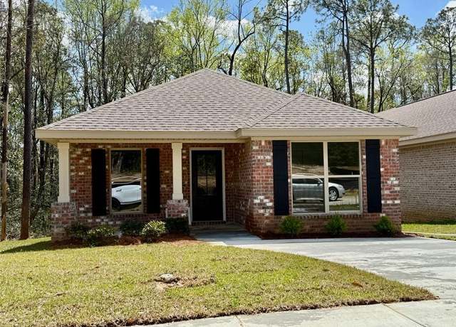 Property at 1133 Forest Glen Dr S, Mobile, AL 36618, 3 beds, 2 baths