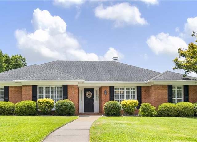 Property at 1136 Sutherlin Ct S, Mobile, AL 36609, 4 beds, 2.5 baths