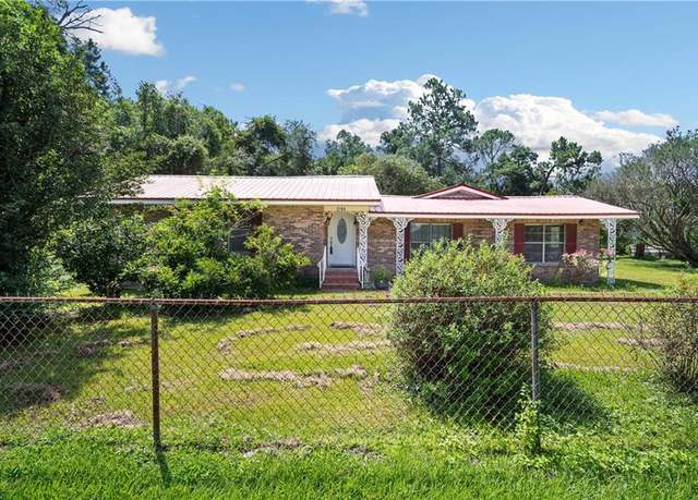 Property at 2751 Hamilton Blvd, Theodore, AL 36582, 3 beds, 1 bath