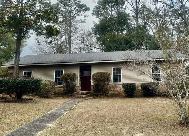 Property at 6404 St Thomas Ct, Mobile, AL 36618, 3 beds, 2 baths