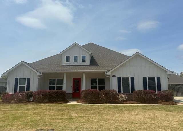 Property at 315 Nandina Loop, Fairhope, AL 36532, 4 beds, 3 baths