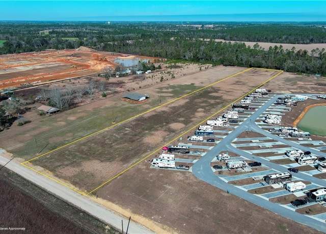 Property at 13126 Springsteen Ln, Foley, AL 36535