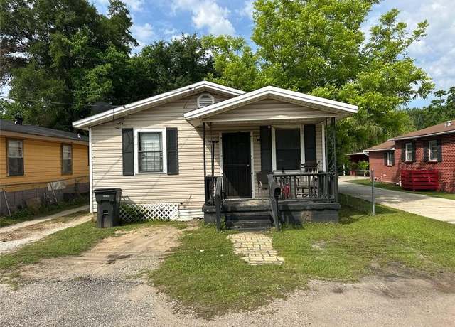 Property at 1015 Main St W, Prichard, AL 36610, 3 beds, 2 baths