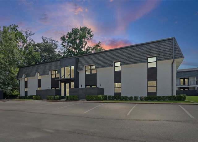 Property at 3655 Old Shell Rd, Mobile, AL 36608, 2 beds, 1.5 baths