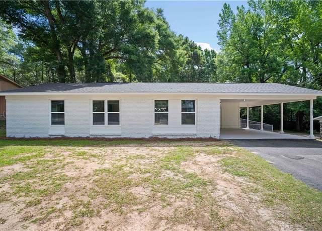 Property at 1452 Morlee Dr E, Mobile, AL 36618, 3 beds, 1 bath