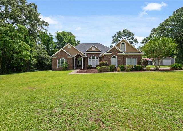 Property at 19850 5th St N, Citronelle, AL 36522, 5 beds, 3.5 baths