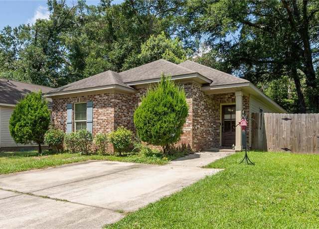 Property at 858 Linlen Ave, Mobile, AL 36609, 3 beds, 2 baths