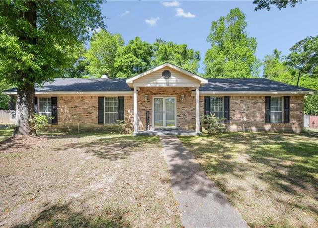 Property at 6286 Lausanne Dr N, Mobile, AL 36608, 3 beds, 2 baths