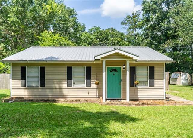 Property at 6250 Vivian Broadus Rd, Eight Mile, AL 36613, 3 beds, 1 bath
