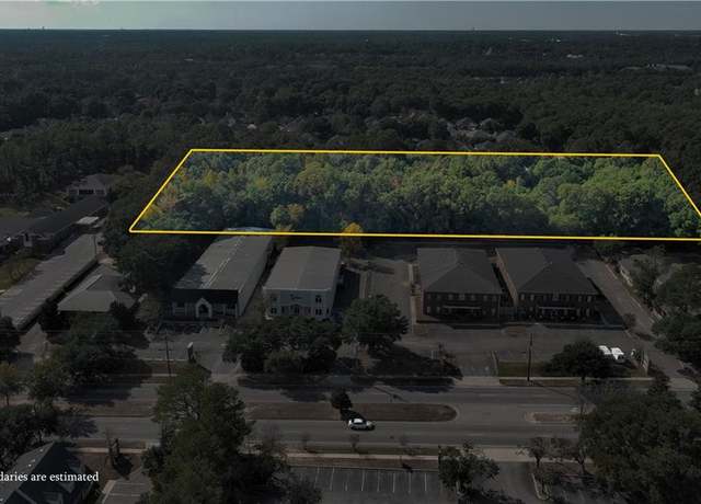 Property at 6447 Johnston Ln, Mobile, AL 36695