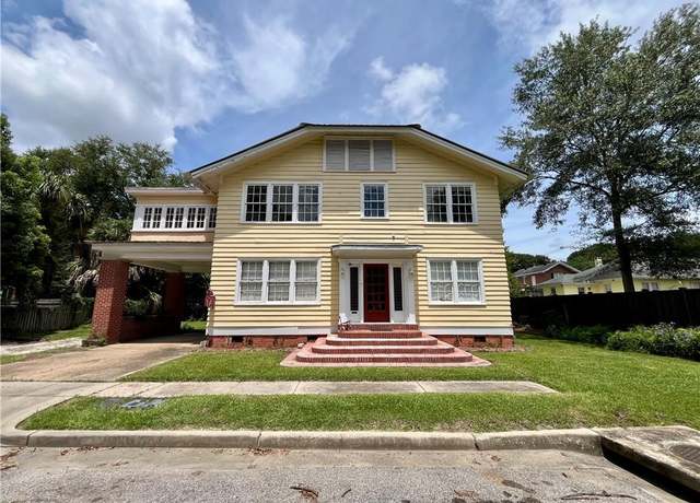 Property at 1 A Camilla Ct, Mobile, AL 36606, 6 beds, 4 baths