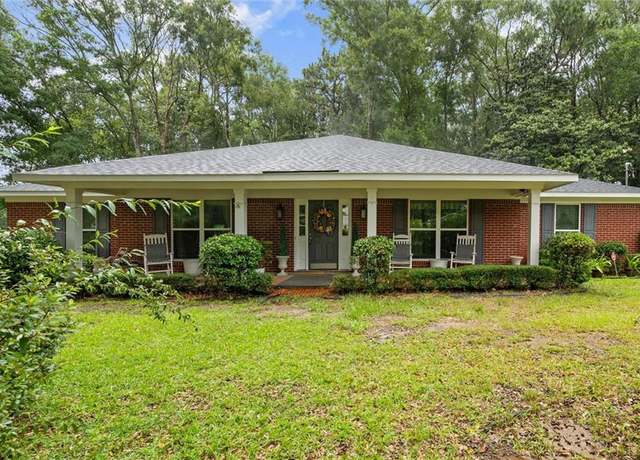 Property at 12850 Saeger Rd, Grand Bay, AL 36541, 3 beds, 2 baths