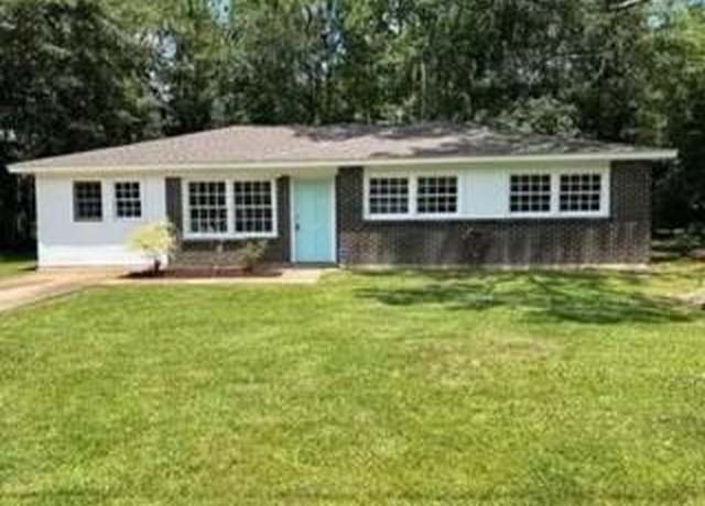 Property at 1715 Alee Dr, Mobile, AL 36605, 3 beds, 1 bath
