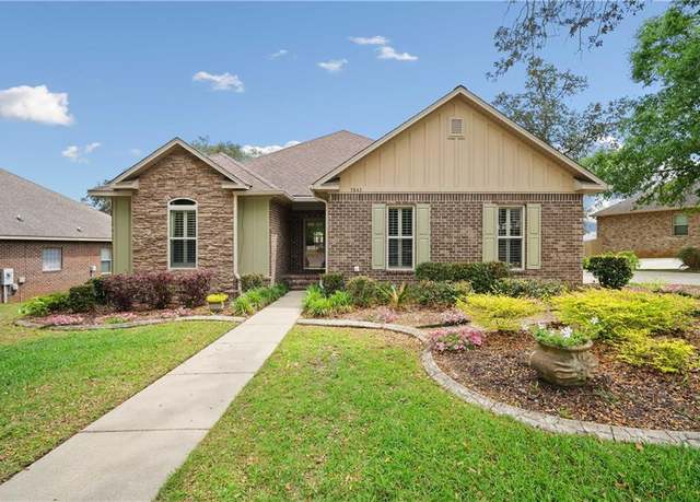 Property at 3843 Pierson Dr W, Mobile, AL 36619, 3 beds, 2 baths
