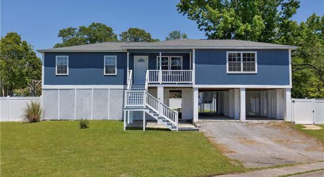 Photo of 2316 Dog River Dr S, Mobile, AL 36605