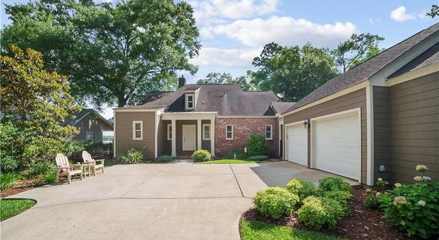 Photo of 3009 Riverside Dr, Mobile, AL 36605