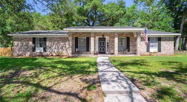 Photo of 2656 Woodcliff Dr E, Mobile, AL 36693
