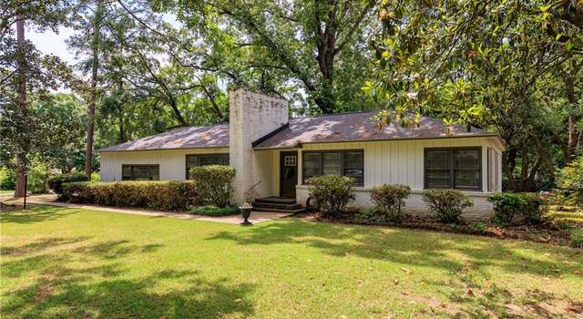 Photo of 3905 Skyland Cir N, Mobile, AL 36693