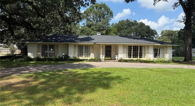 Photo of 4450 Bit & Spur Rd, Mobile, AL 36608