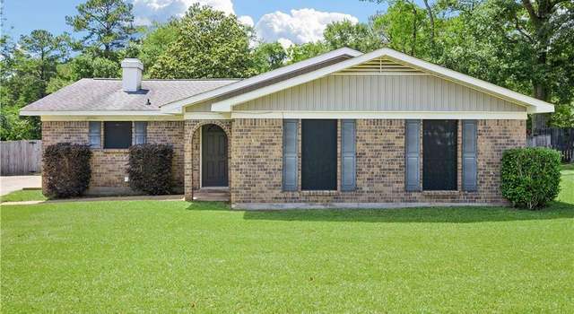 Photo of 5016 Somerset Dr W, Mobile, AL 36619