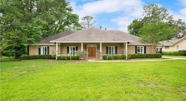 Photo of 620 Shenandoah Rd W, Mobile, AL 36608