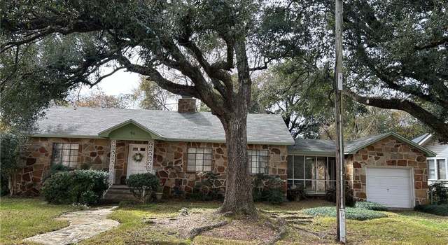 Photo of 94 Diamond St, Chickasaw, AL 36611
