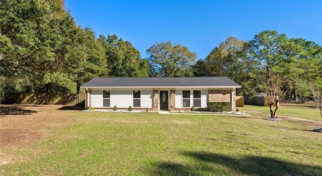 Photo of 2080 Campfire Dr, Semmes, AL 36575