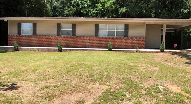 Photo of 2005 La Pine Dr, Mobile, AL 36618