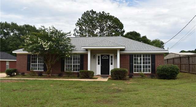 Photo of 1438 Homestead Dr W, Semmes, AL 36575