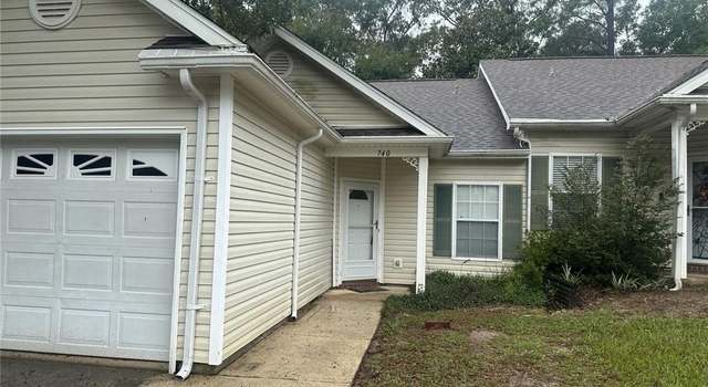 Photo of 740 Willow Bridge Dr W, Mobile, AL 36695