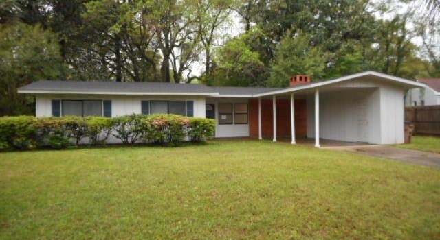 Photo of 662 Wilshire Rd, Mobile, AL 36609