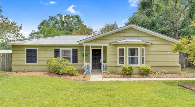 Photo of 2329 Dog River Dr S, Mobile, AL 36605