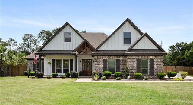 Photo of 301 Hannah Chase Way, Satsuma, AL 36572