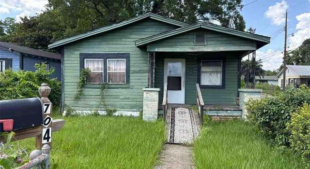 Photo of 704 Garrison Ave, Mobile, AL 36610