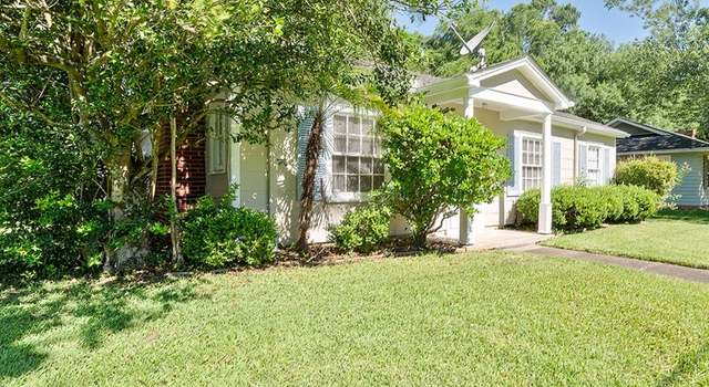 Photo of 32 Sherwood Dr, Mobile, AL 36606