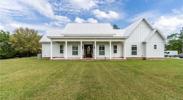 Photo of 5550 Timber Pines Rd, Wilmer, AL 36587