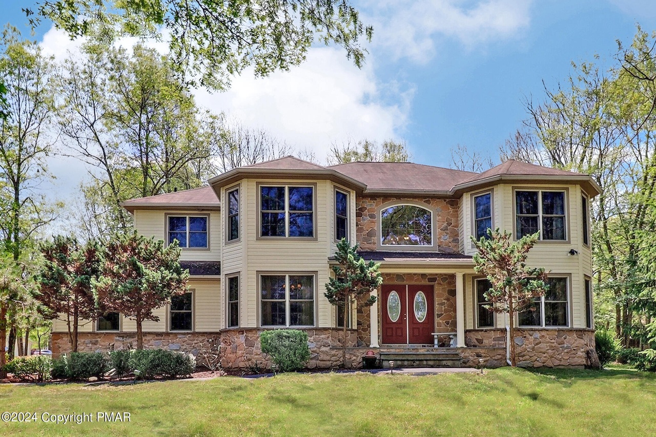 107 Gollum Ln Tamiment PA 18371 MLS# PM 116368 Redfin 107 Gollum Ln Tamiment PA 18371 MLS# PM 116368 Redfin